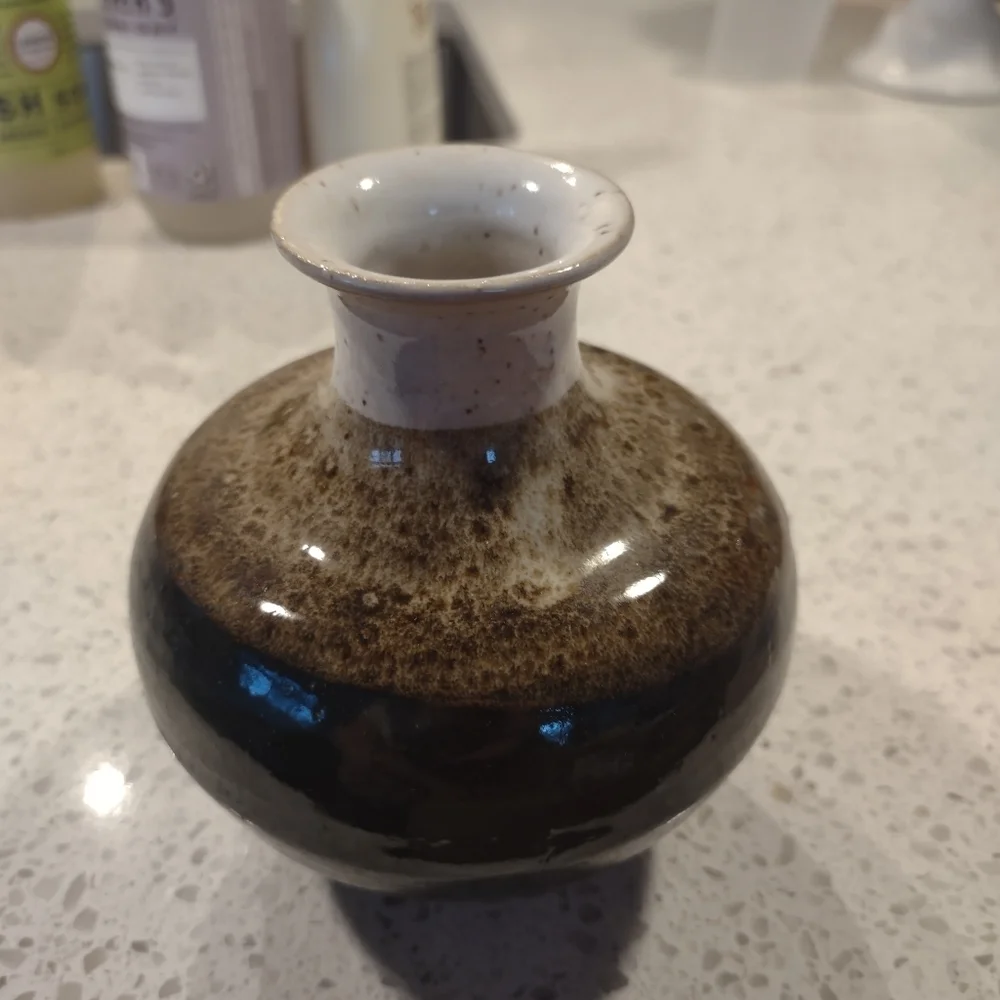 𝅺NWT Hand crafted pottery made in New Jersey